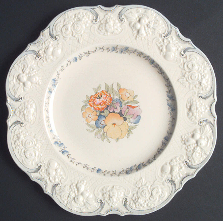 A2913 Dinner Plate by Crown Ducal-1