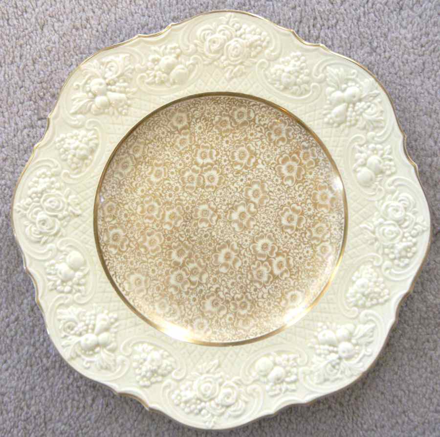 A3555 Dinner Plate by Crown Ducal-1