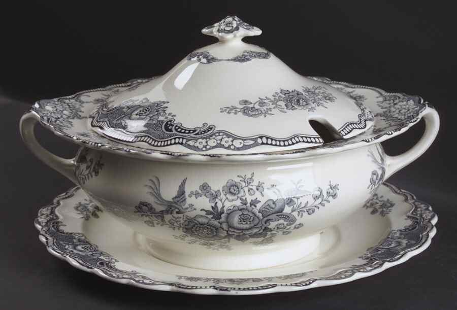 Bristol Dove Grey Tureen & Lid w/Underplate by Crown Ducal-1