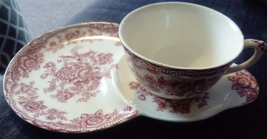 Bristol Pink (Cream) Snack Plate & Cup Set by Crown Ducal-1