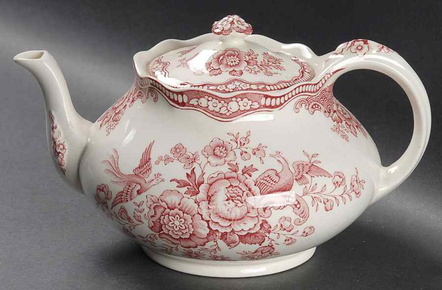 Bristol Pink (Cream) Teapot & Lid by Crown Ducal-1