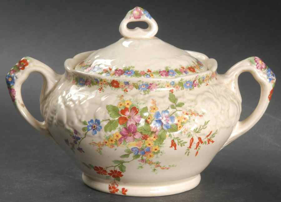 Chatham Sugar Bowl & Lid by Crown Ducal-1