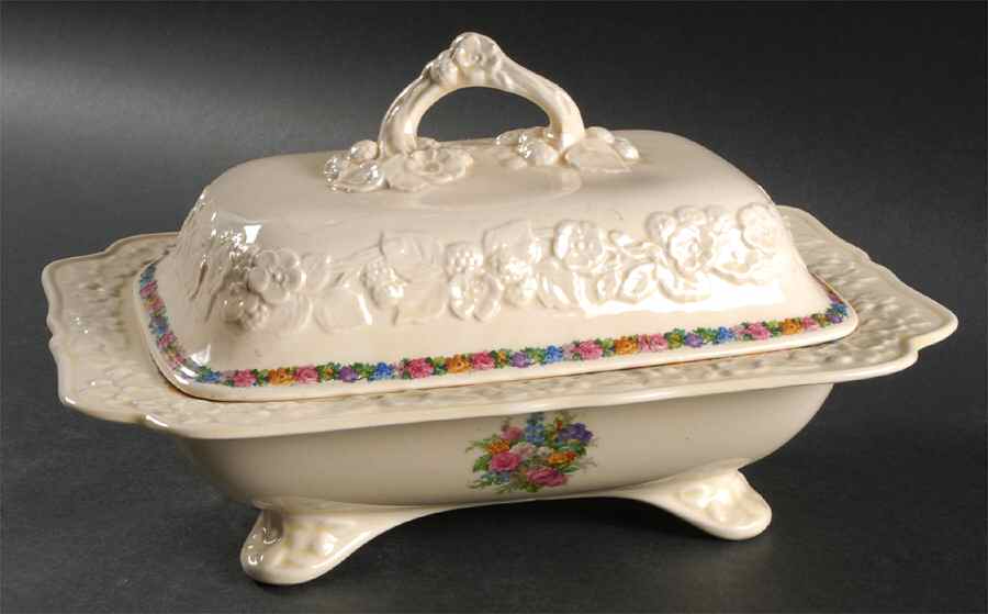Charm Rectangular Covered Vegetable by Crown Ducal-1