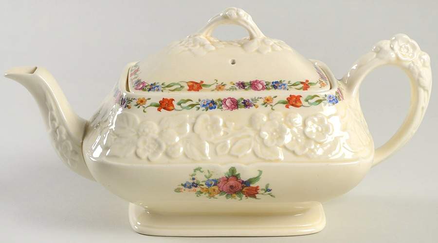 CRD1 Teapot & Lid by Crown Ducal-1