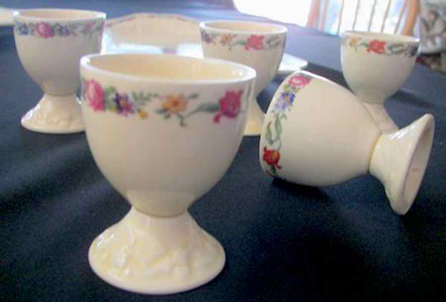 CRD1 Single Egg Cup by Crown Ducal-1