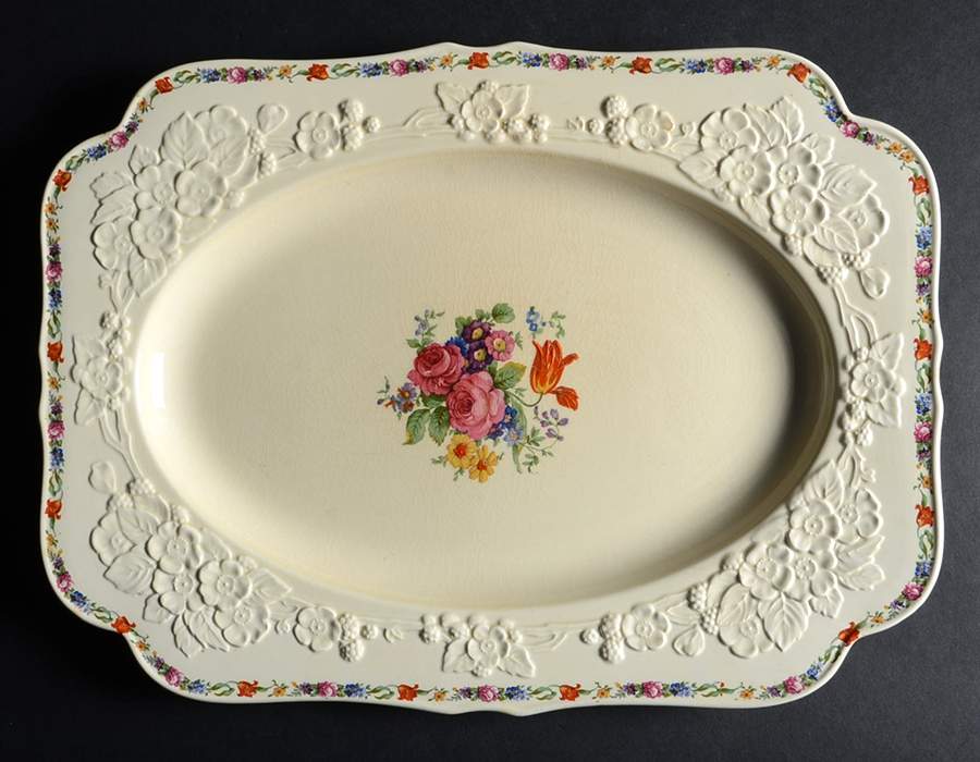 CRD1 15" Oval Serving Platter by Crown Ducal-1