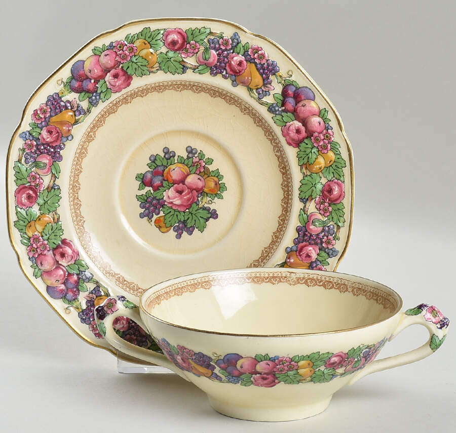 CRD15 Flat Cream Soup Bowl & Saucer Set by Crown Ducal-1