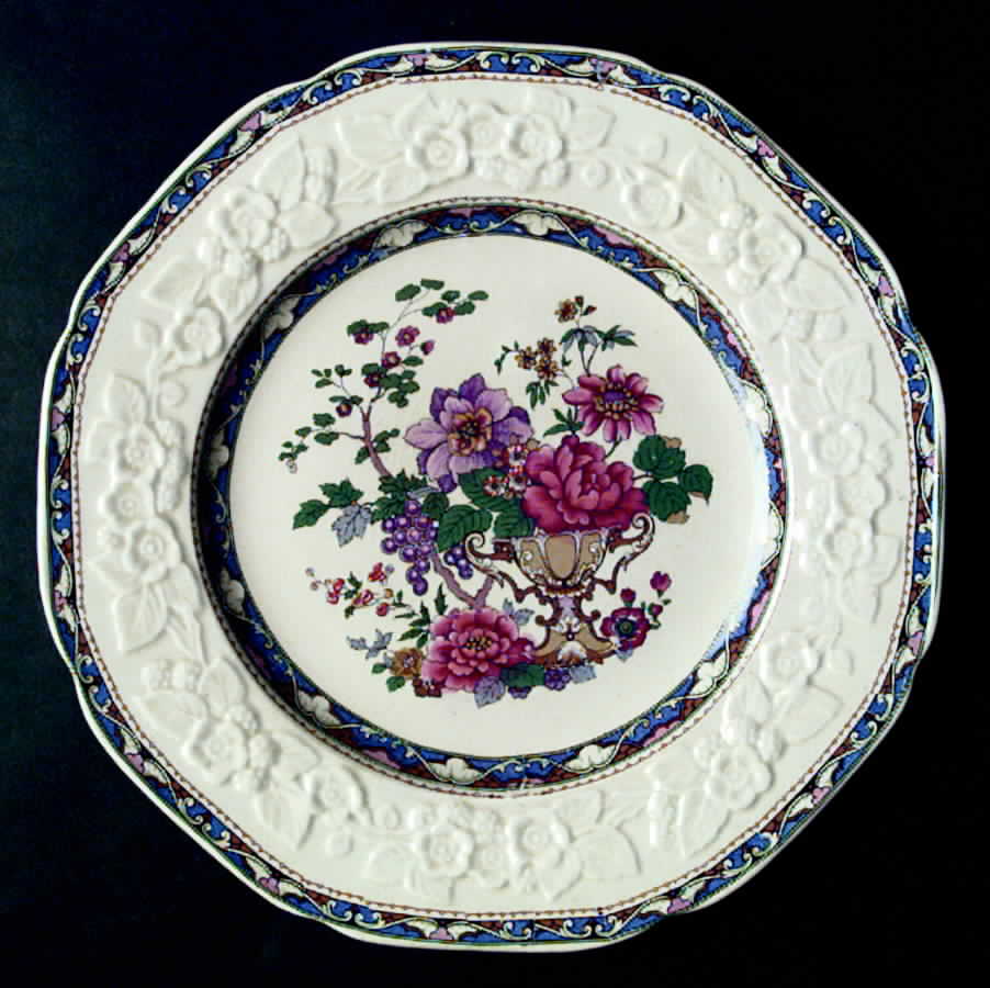 CRD19 Luncheon Plate by Crown Ducal-1