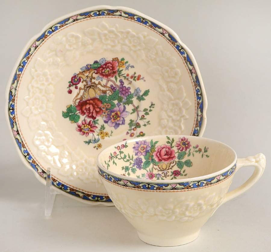 CRD19 Flat Cup & Saucer Set by Crown Ducal-1