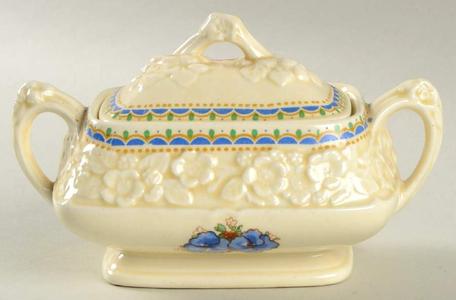 CRD20 Sugar Bowl & Lid by Crown Ducal-1