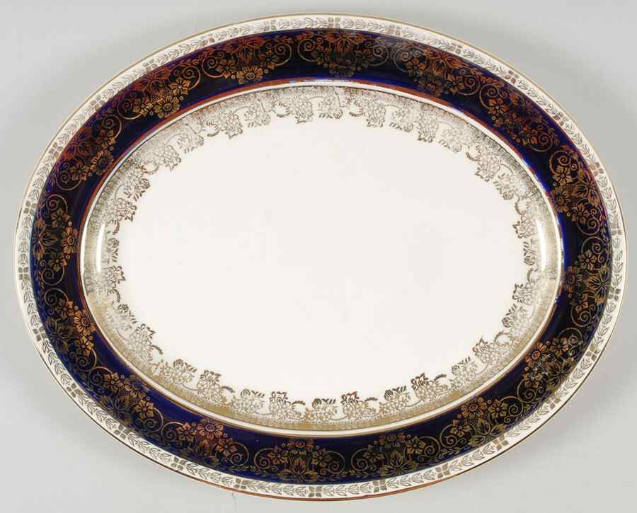 6107 (Blue) 14" Oval Serving Platter by Crown Ducal-1