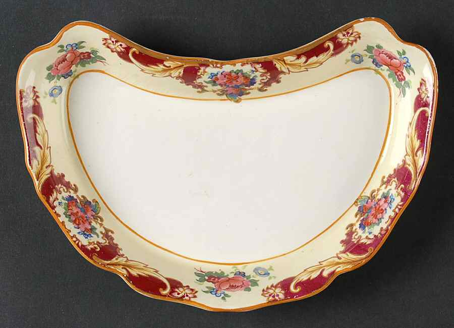 CRD38 Crescent Salad Plate by Crown Ducal-1