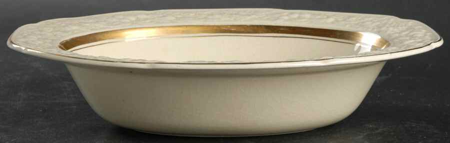 2057 9" Oval Vegetable Bowl by Crown Ducal-1
