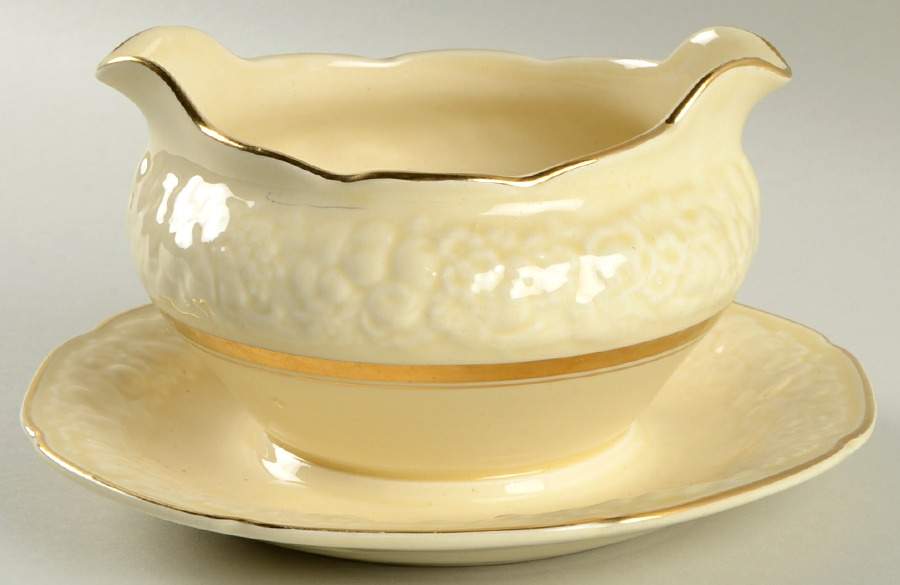 2057 Gravy Boat with Attached Underplate by Crown Ducal-1
