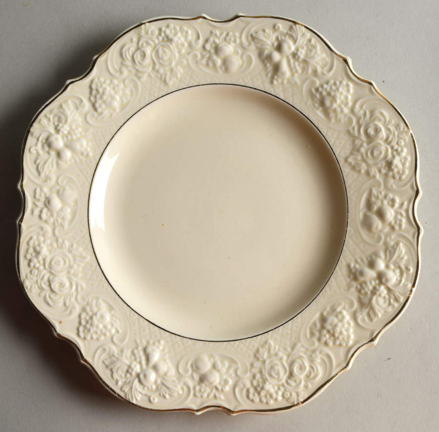 CRD40 Luncheon Plate by Crown Ducal-1