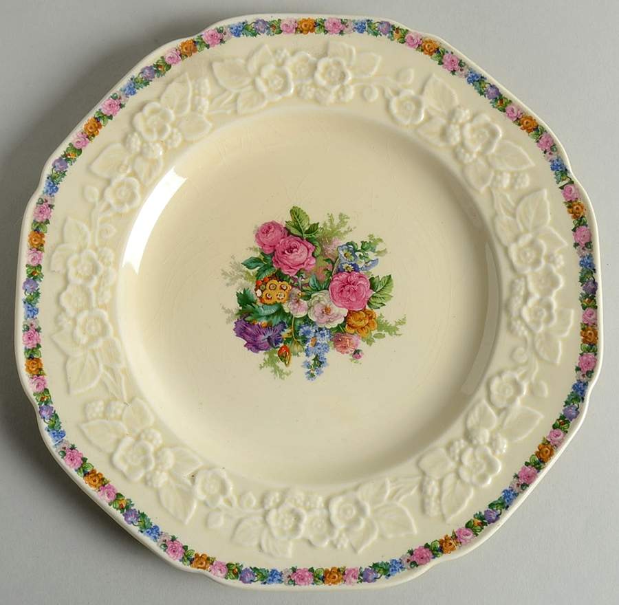 CRD70 Luncheon Plate by Crown Ducal-1