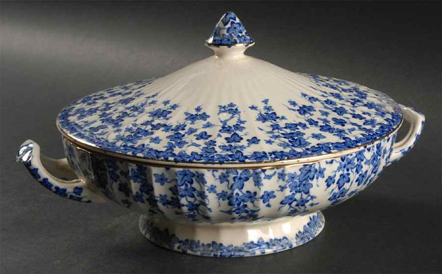 Early English Ivy Dark Blue Round Covered Vegetable by Crown Ducal-1