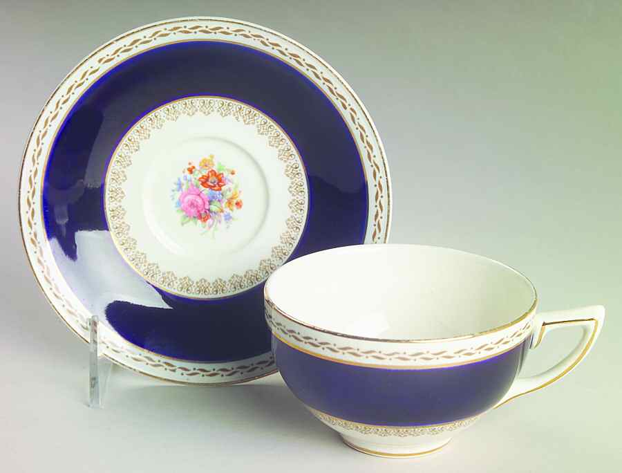 Empress Flat Cup & Saucer Set by Crown Ducal-1