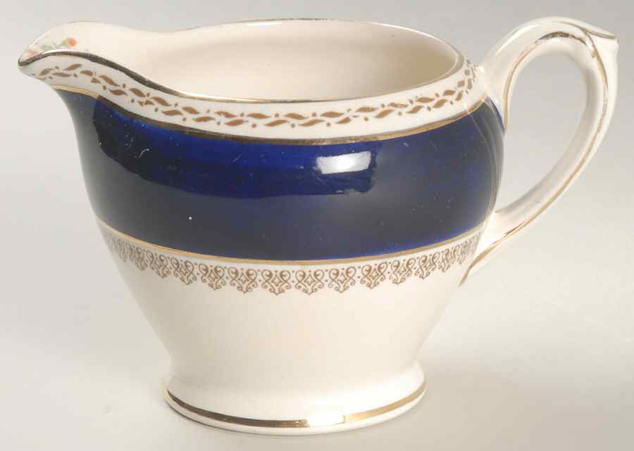 Empress Creamer by Crown Ducal-1