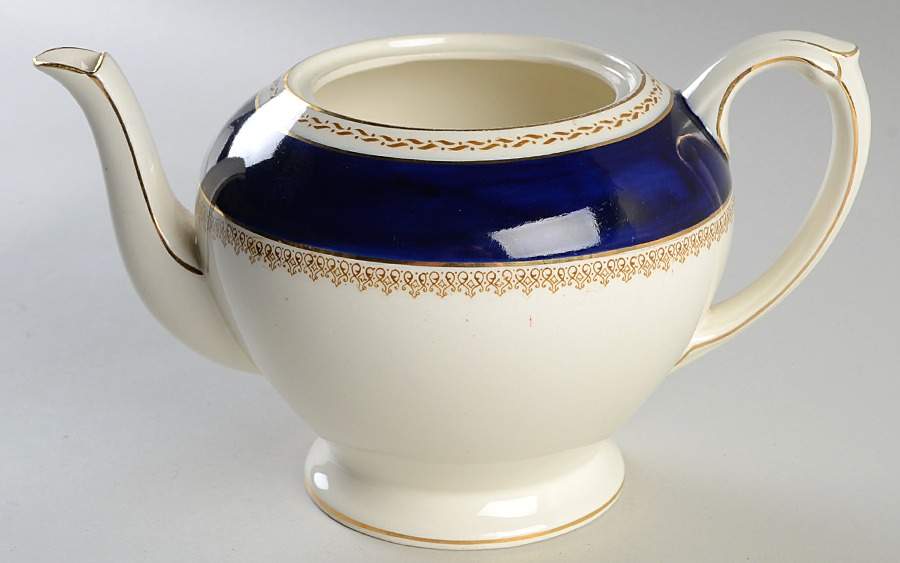 Empress Teapot No Lid by Crown Ducal-1