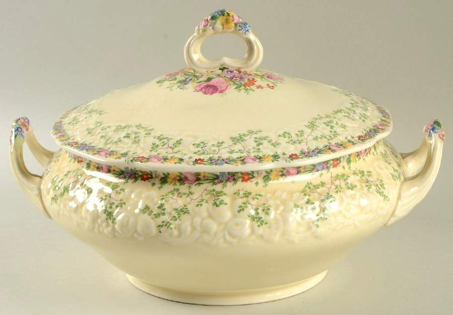 Ferncroft Round Covered Vegetable by Crown Ducal-1