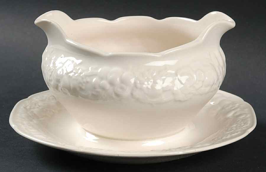 Florentine White Gravy Boat with Attached Underplate by Crown Ducal-1