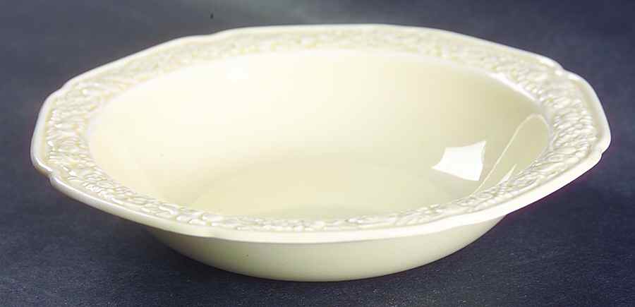 Florentine Dark Cream Rim Fruit/Dessert (Sauce) Bowl by Crown Ducal-1