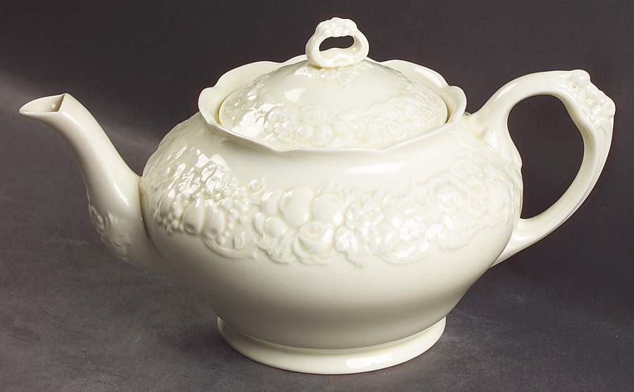 Florentine Dark Cream Teapot & Lid by Crown Ducal-1