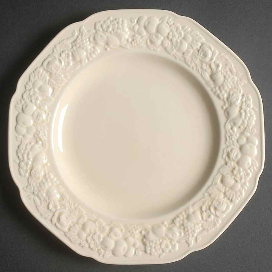 Florentine Dark Cream Luncheon Plate by Crown Ducal-1