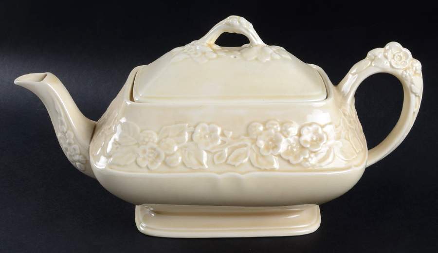 Gainsborough (All White)(Also A Shape) Teapot & Lid by Crown Ducal-1