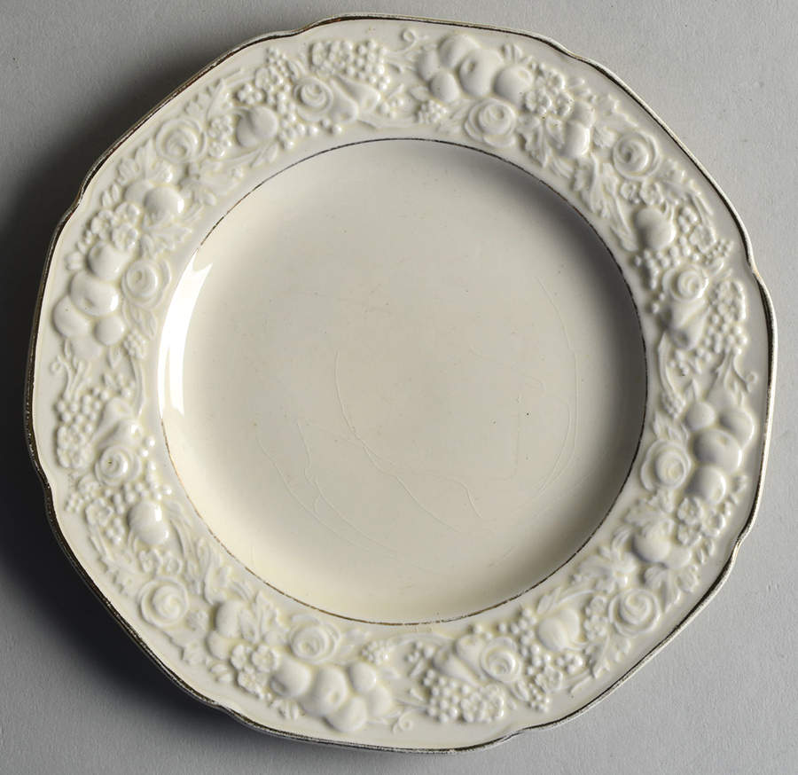 Golden Glamour Dessert/Pie Plate by Crown Ducal-1