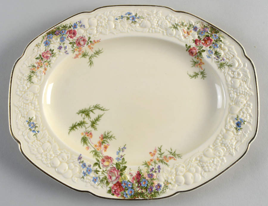 Rosalie 10" Oval Serving Platter by Crown Ducal-1