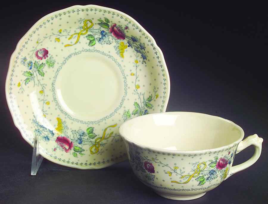 Vale Flat Cup & Saucer Set by Crown Ducal-1