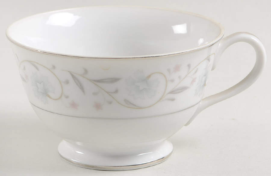 Ballerina Footed Cup by Crest Wood-1