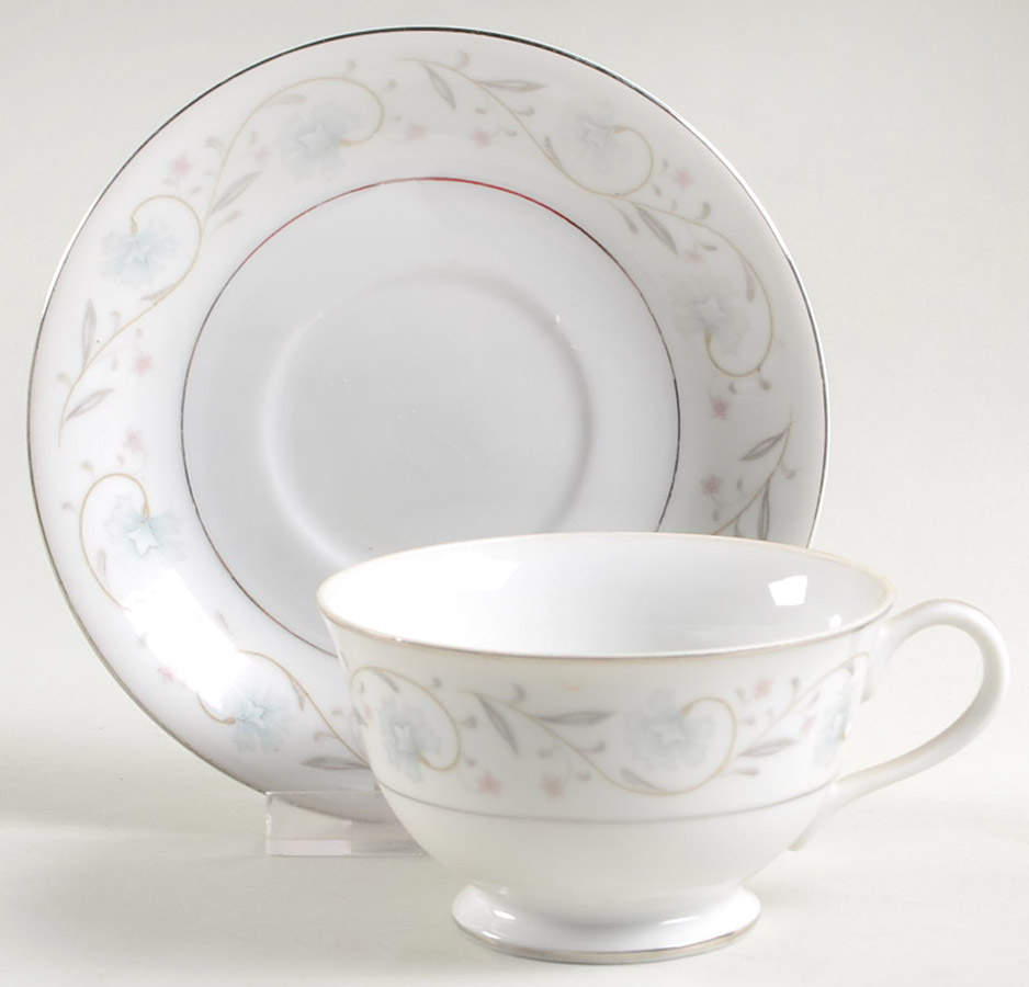 Ballerina Footed Cup & Saucer Set by Crest Wood-1