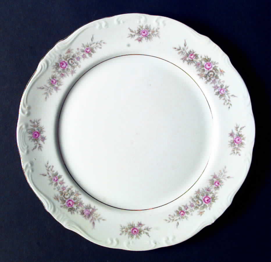 Chatham Dinner Plate by Crest Wood-1