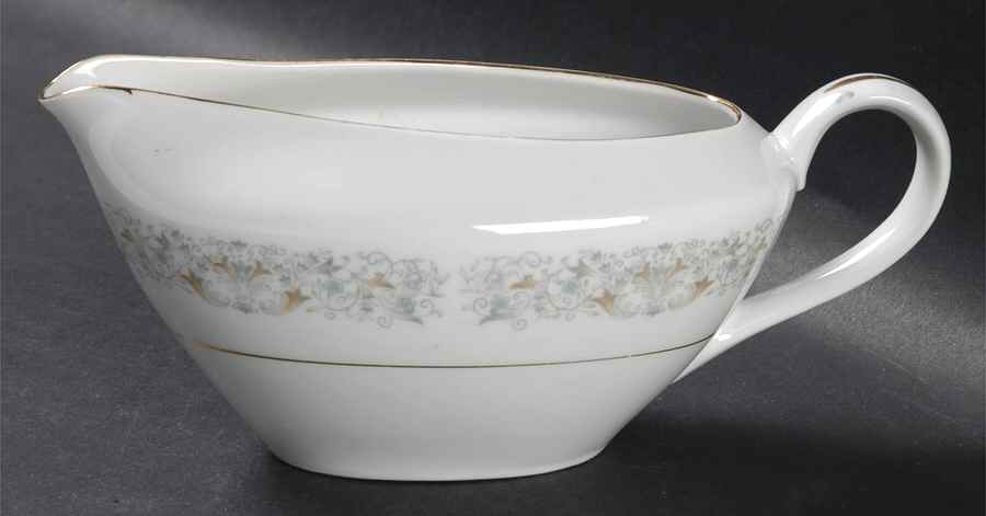 Empress Gravy Boat by Crest Wood-1