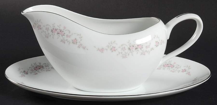 Linda Gravy Boat & Underplate by Crest Wood-1