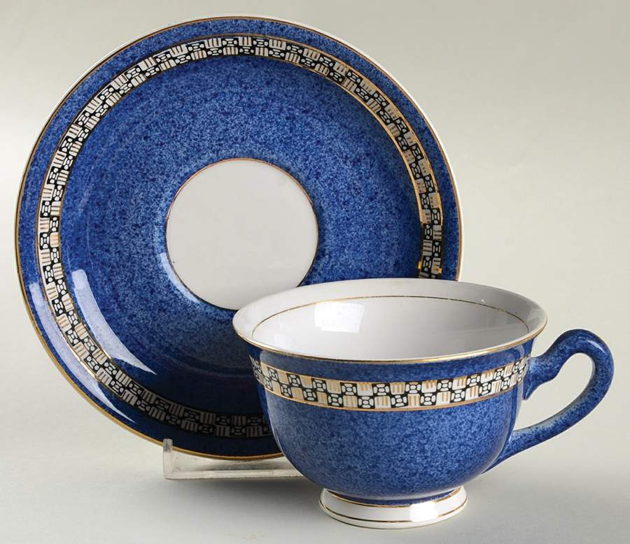 352 Blue Footed Cup & Saucer Set by Craftsman (Japan)-1