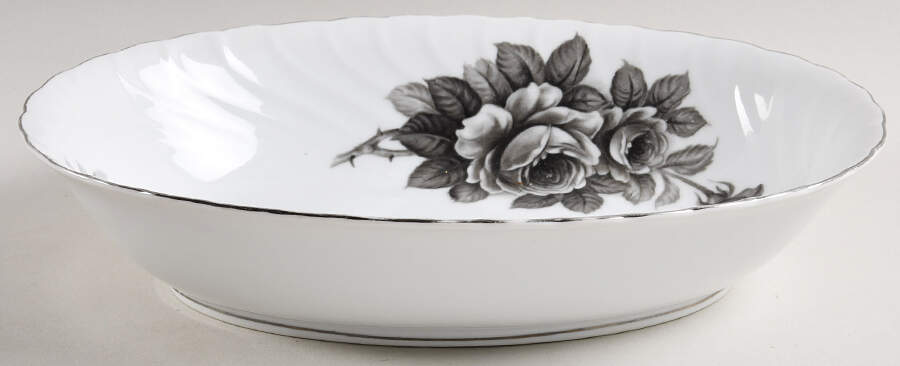 Black Beauty 10" Oval Vegetable Bowl by Craftsman (Japan)-1