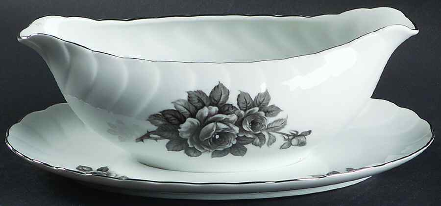 Black Beauty Gravy Boat with Attached Underplate by Craftsman (Japan)-1