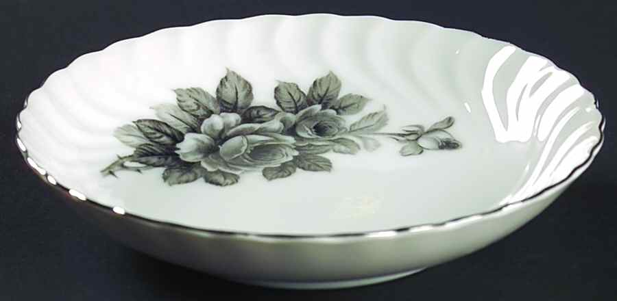 Black Beauty Fruit/Dessert (Sauce) Bowl by Craftsman (Japan)-1