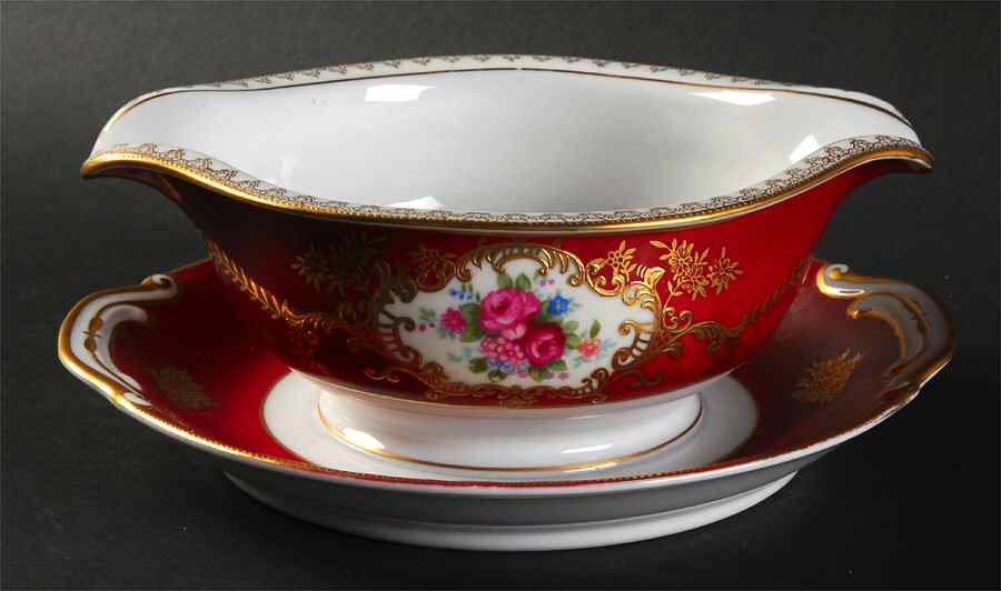 Coronation Gravy Boat with Attached Underplate by Craftsman (Japan)-1