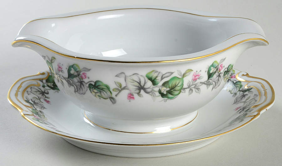 Fairy Blossom Gravy Boat with Attached Underplate by Craftsman (Japan)-1
