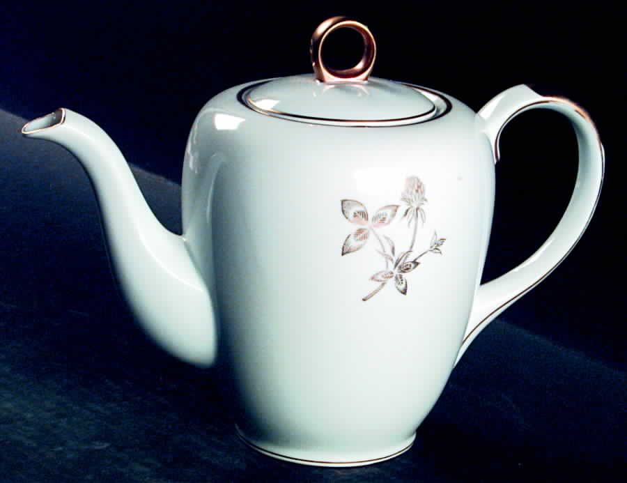 Goodyears Coffee Pot & Lid by Craftsman (Japan)-1