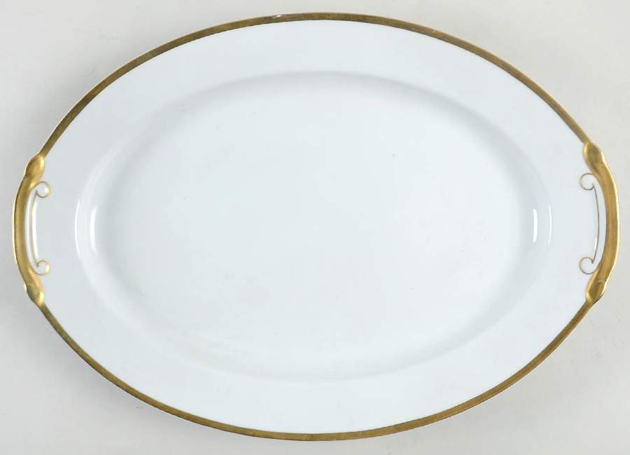 Heritage 16" Oval Serving Platter by Craftsman (Japan)-1