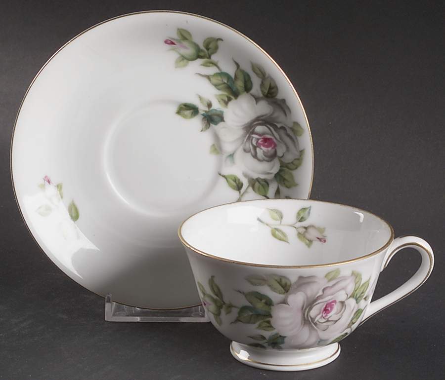 Princess Footed Cup & Saucer Set by Craftsman (Japan)-1