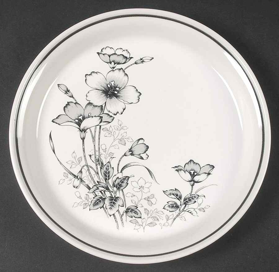 Illusion Salad Plate by Carico-1