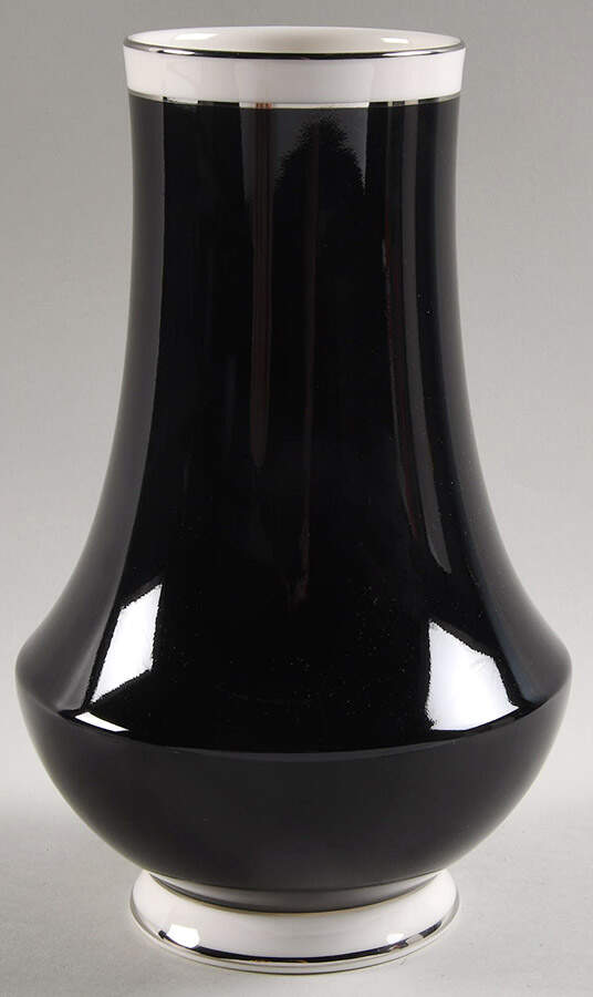 Mystique 9" Vase by Carico-1