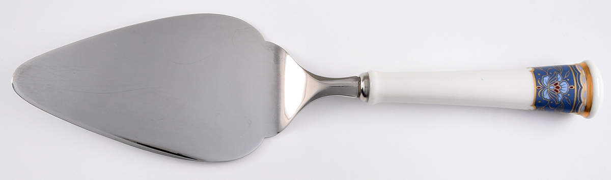 Renaissance Pie & Cake Server with Stainless Blade by Carico-1